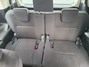 Toyota Voxy 2016 Gray
