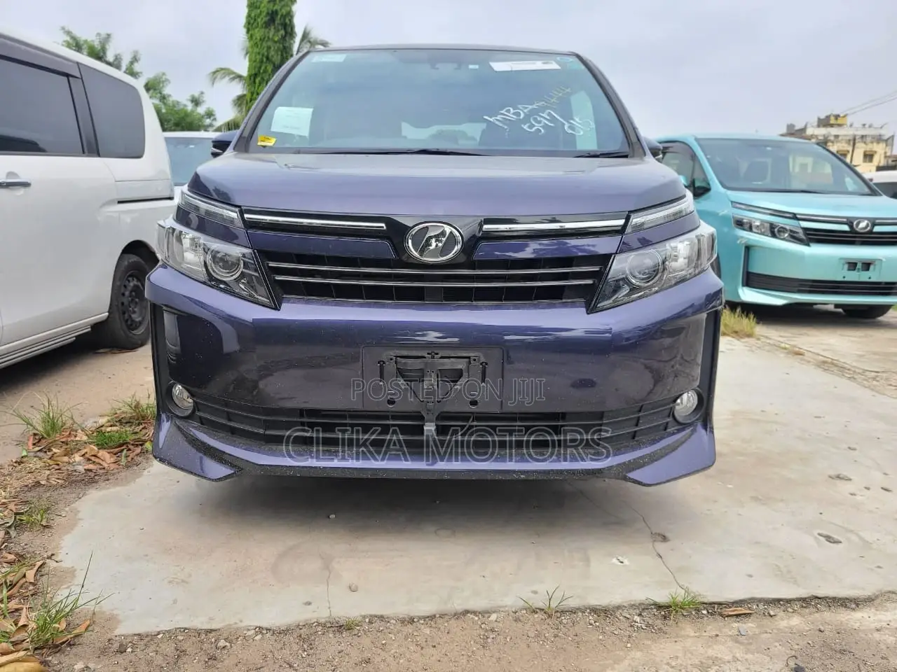 Toyota Voxy 2016 Gray