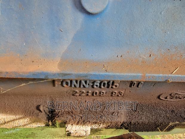 Ford Tw 20 Tractor - thumbnail 3