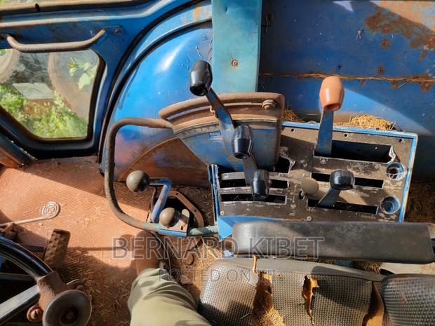 Ford Tw 20 Tractor - thumbnail 6