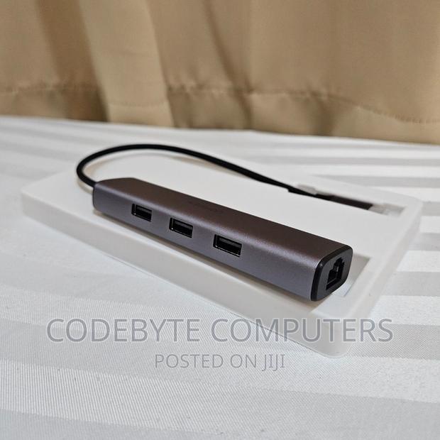 USB-C to USB 3.0 Hub (3 Ports) + Gigabit Ethernet