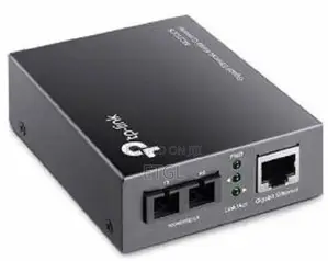 .TP-LINK Mc210cs Gigabit Media Converter Single-Mode