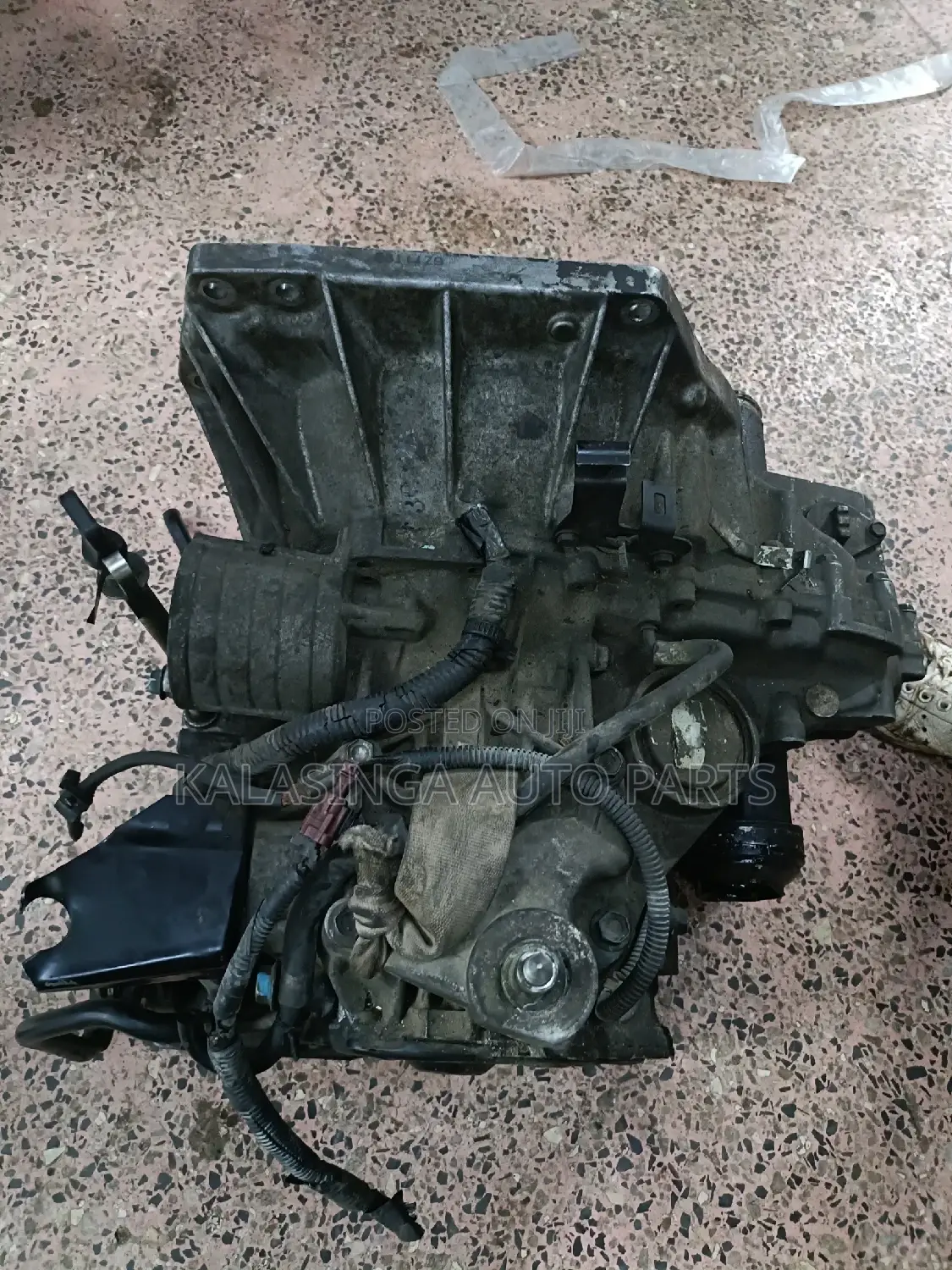 Nissan Tiida Hr15 Gearbox