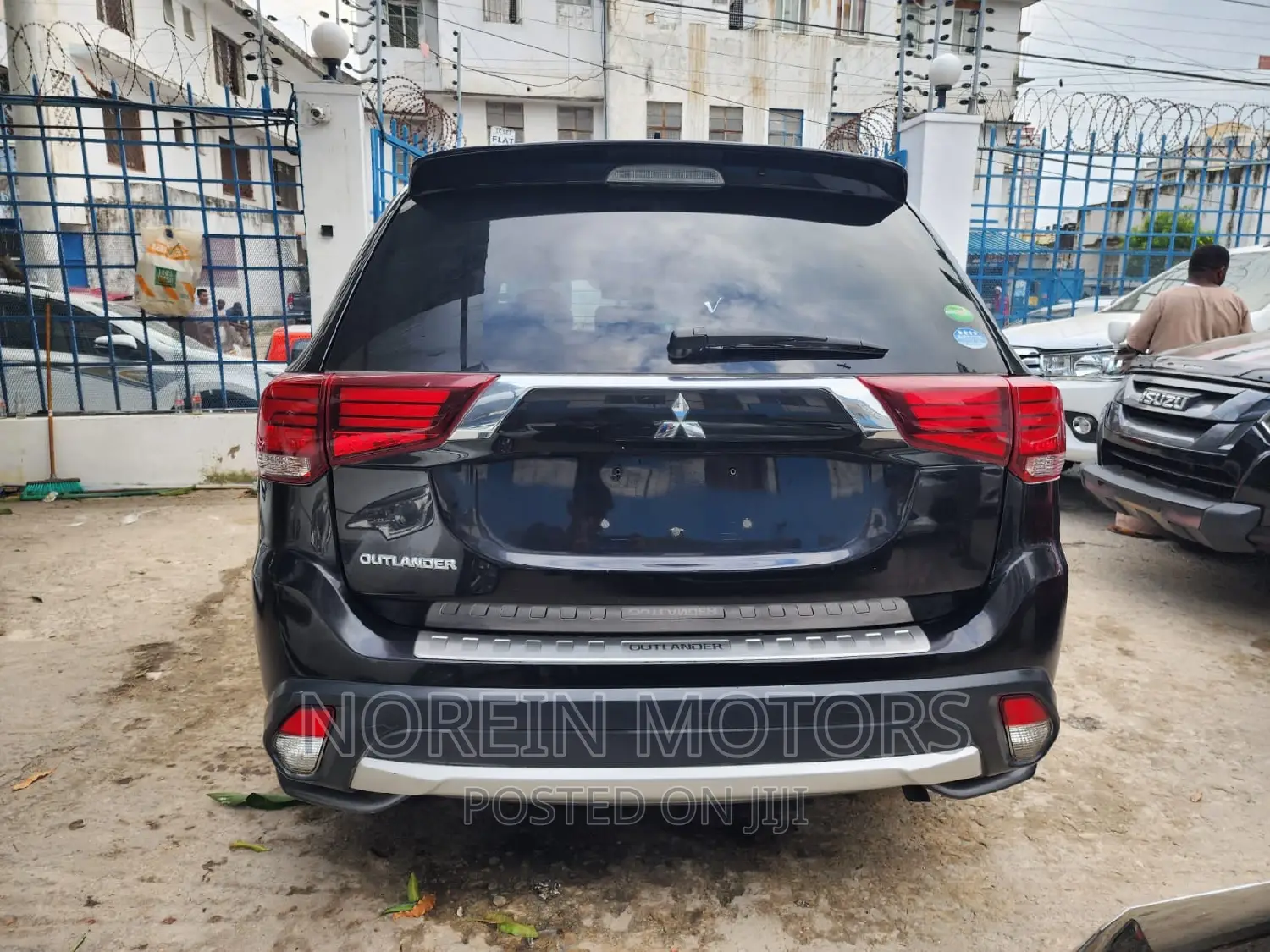 Mitsubishi Outlander 2017 Matt Black