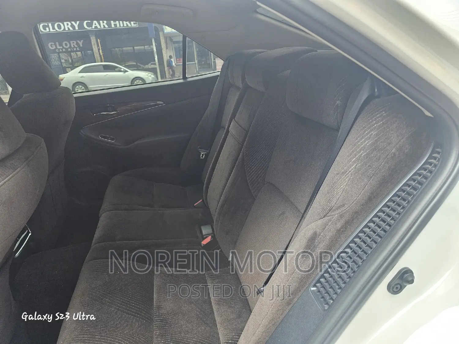 Toyota Crown 2016 Pearl