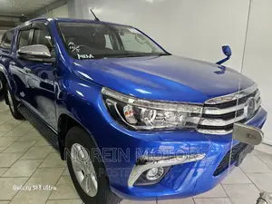 Toyota Hilux 2018 Blue