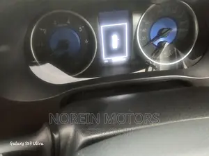 Toyota Hilux 2018 Blue