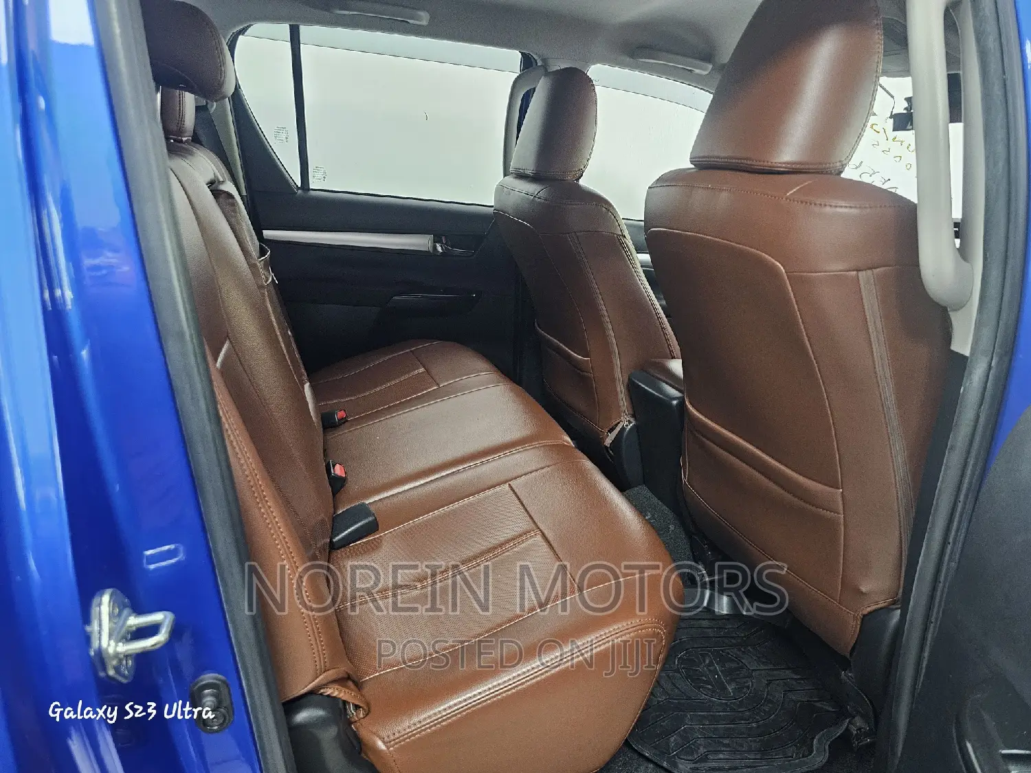 Toyota Hilux 2018 Blue