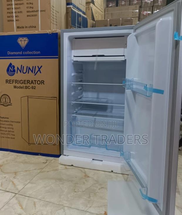 Nunix 92 Litres Refrigerator .