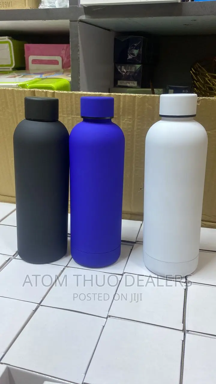 *Vacuum Flasks/ Water Bottle*
Size: 750ml 
Colors 
Black