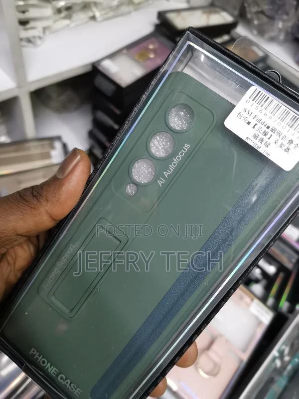 Magnetic [Hinge Protector] Case for Samsung Galaxy Z Fold 4 - thumbnail 3