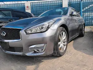 Nissan Fuga 2016 Gray