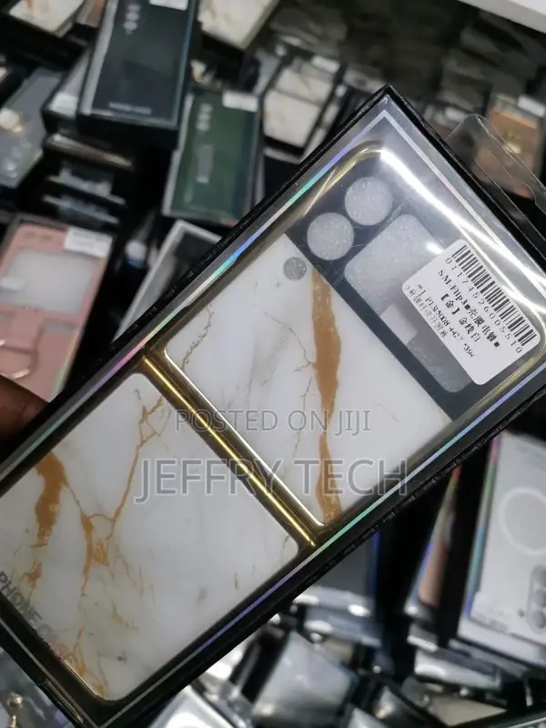Marble Series Case for Samsung Galaxy Z Flip3 5G -White/Gold