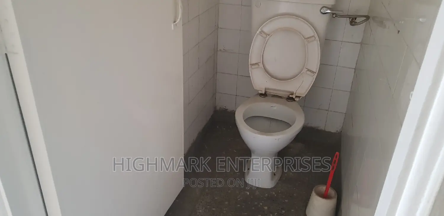 Godown to Let;10000 Sq Ft.Embakasi