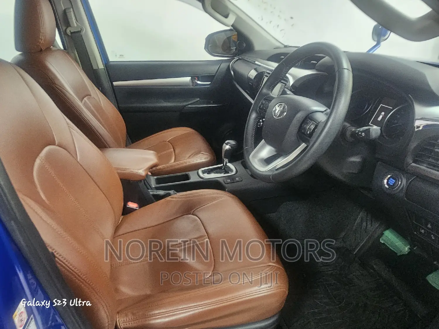 Toyota Hilux 2018 Blue
