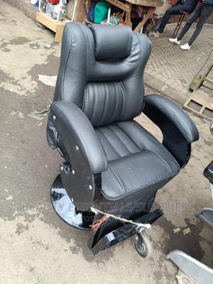 Executive Barber Chair / Kinyozi Chair - thumbnail 2