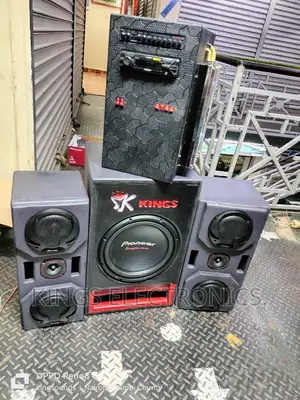 Unique Set Up Ground Shaker