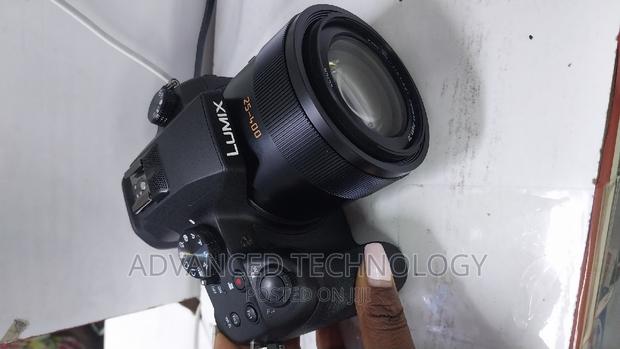 Lumix/Panasonic FZ2500 With Lense - main view