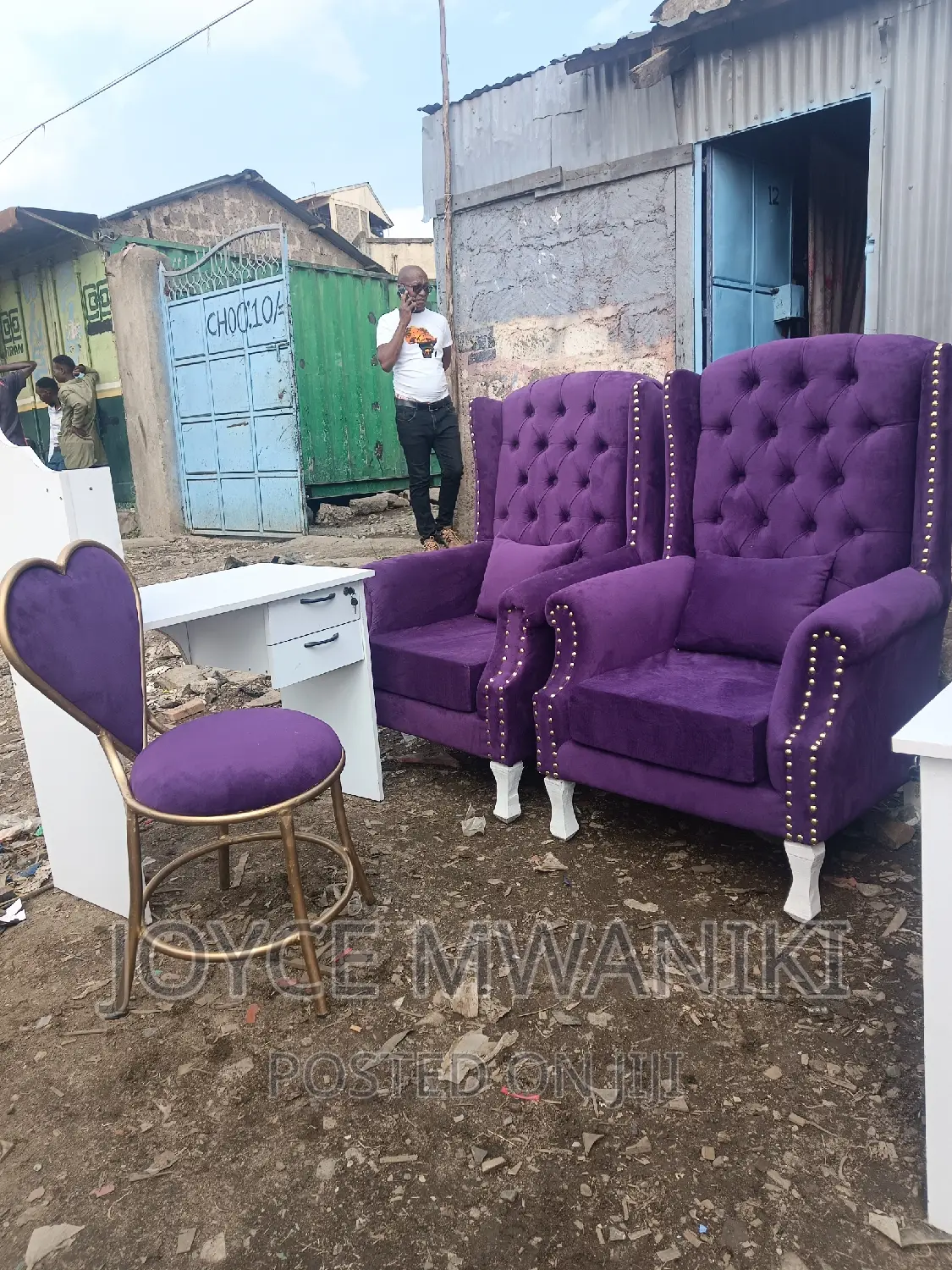 Manicure Set and Pedicure Seats, Purple.