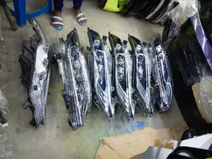 Exclusive Harrier Headlight Available* // 