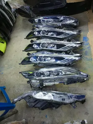 Genuine Harrier Headlight \\••> 