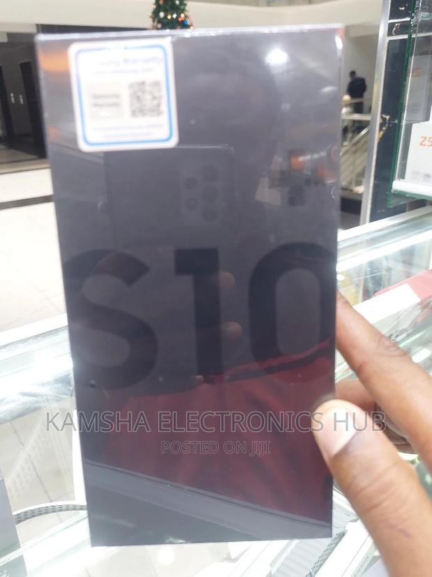 New Samsung Galaxy S10 Plus 128 GB Black - main view