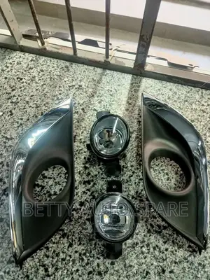 Nissan Latio Fog Lights Set