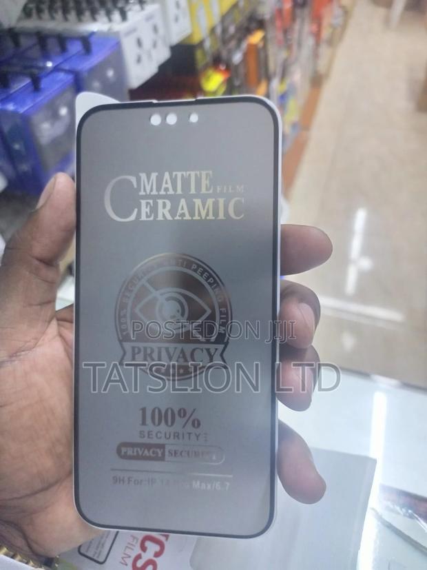 iPhone 15 Pro Ma Privacy Ceramic Screen Protector - main view