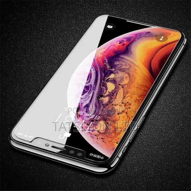 iPhone 15 Pro Ma Privacy Ceramic Screen Protector - thumbnail 2