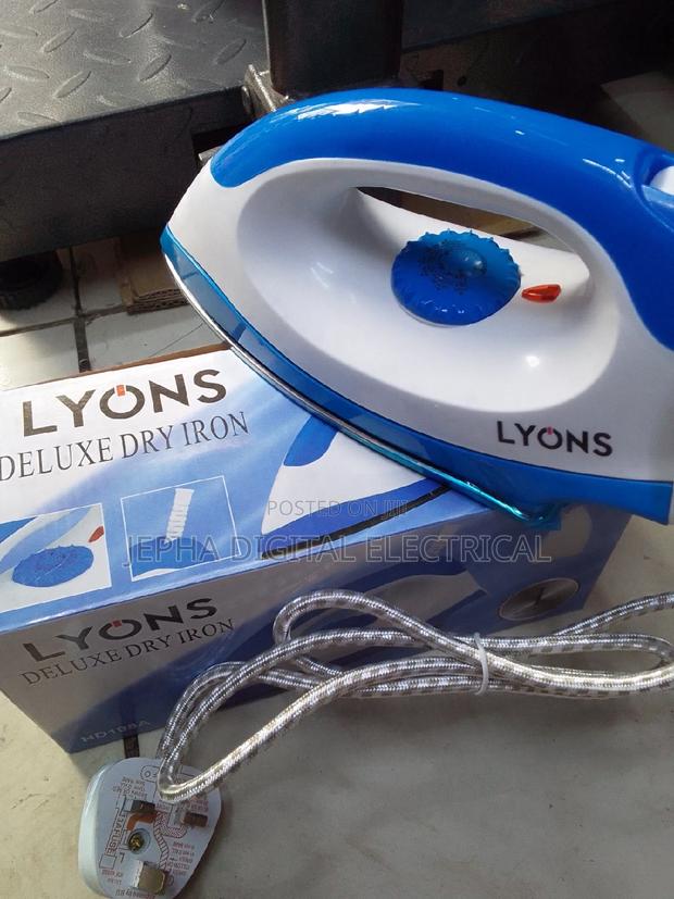 Dry Iron Box, Lyons,1000w,240v - main view
