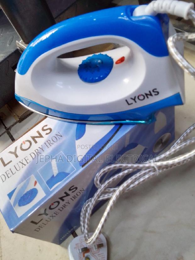 Iron Box,Dry,( Lyon),1000w,240v - main view