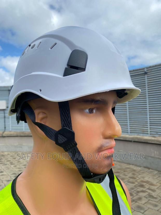Best Safety Helmets For Head Protection - main view