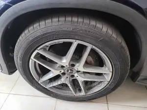 Mercedes-Benz GLC-Class 2016 Blue