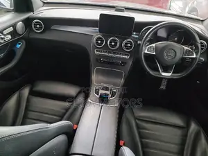 Mercedes-Benz GLC-Class 2016 Blue