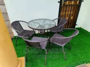 Spacious 4 Seater Balcony Set