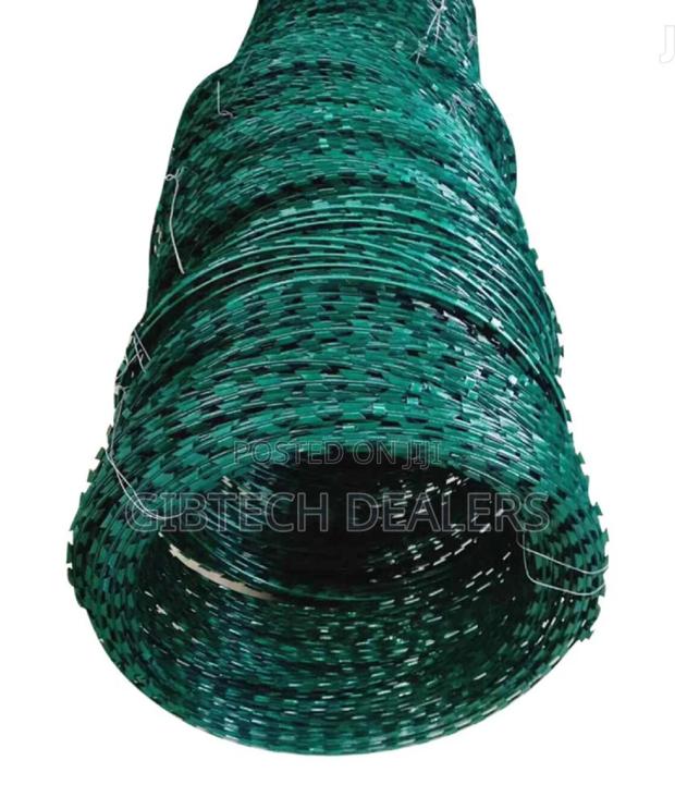 Green Galvanized Razor Wire 10m - main view