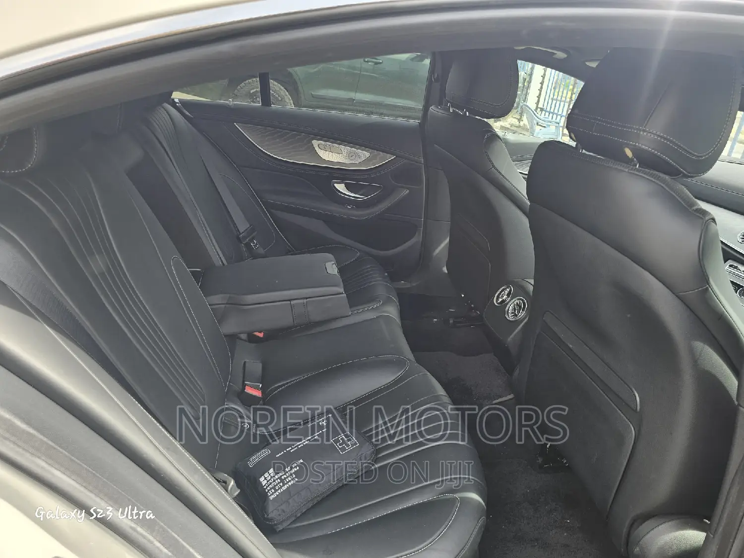 Mercedes-Benz 220 2018 White