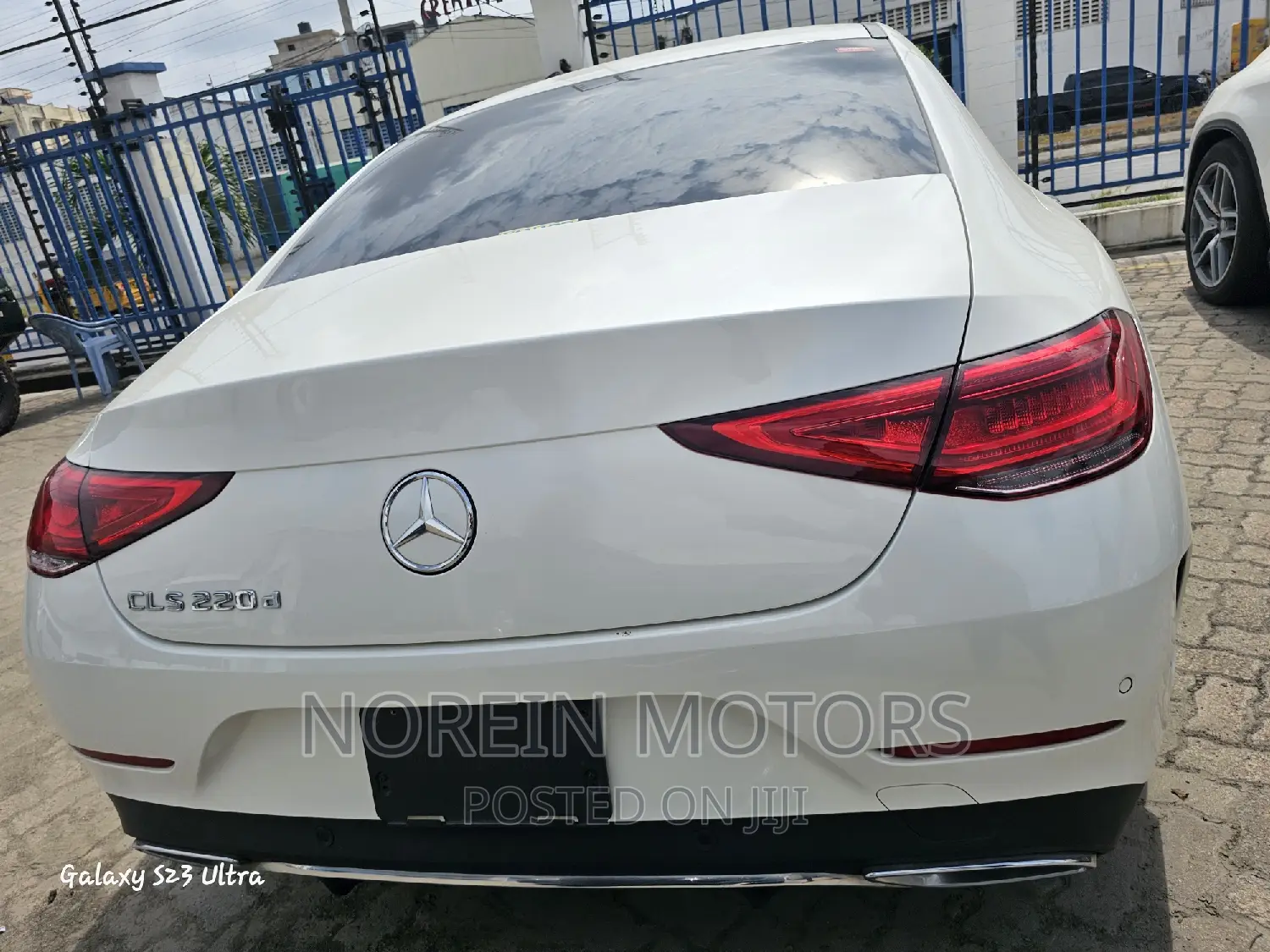 Mercedes-Benz 220 2018 White