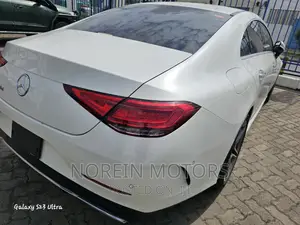 Mercedes-Benz 220 2018 White