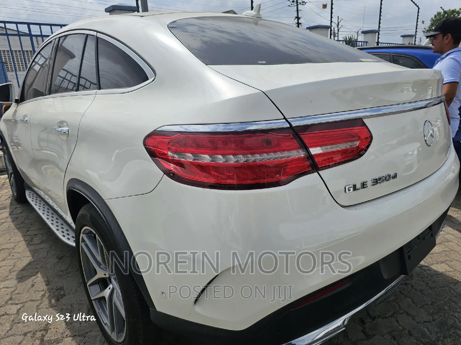 Mercedes-Benz GLE-Class 2018 Off white