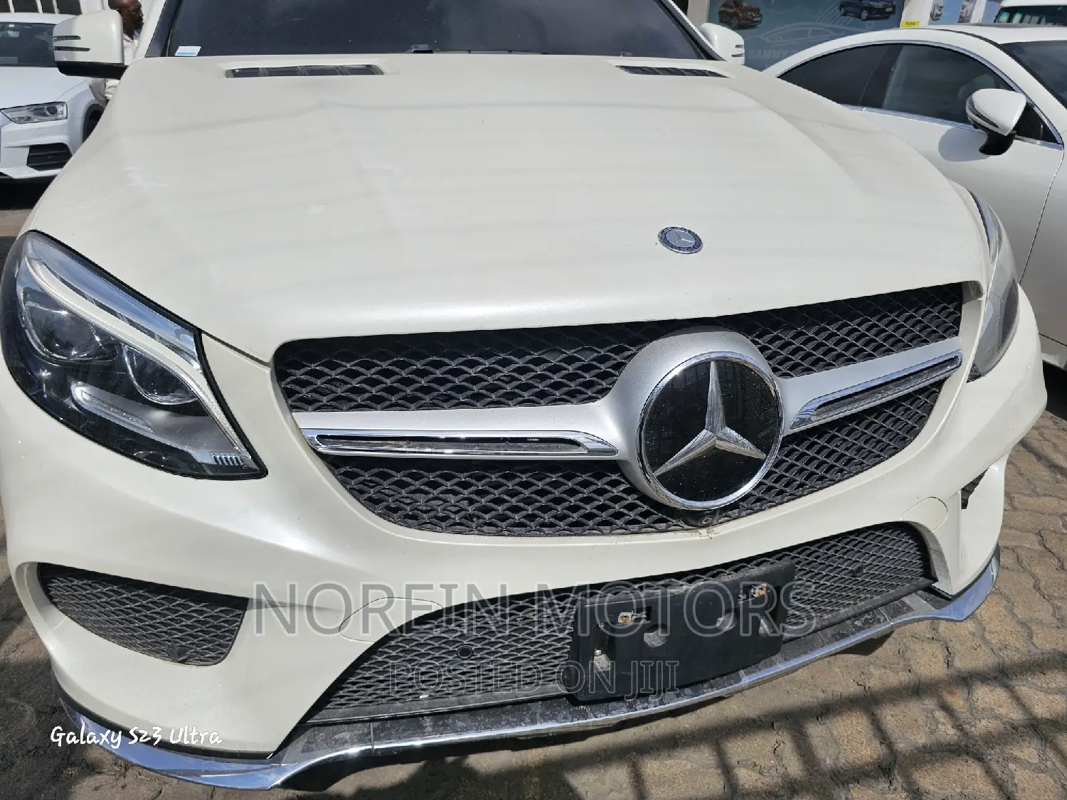 Mercedes-Benz GLE-Class 2018 Off white