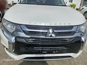 Mitsubishi Outlander 2017 Pearl