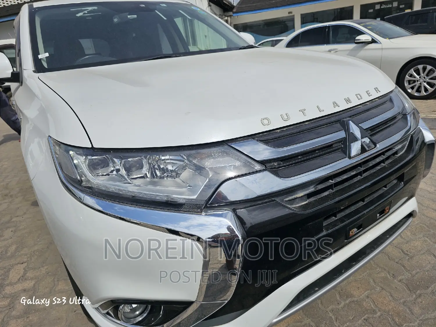 Mitsubishi Outlander 2017 Pearl