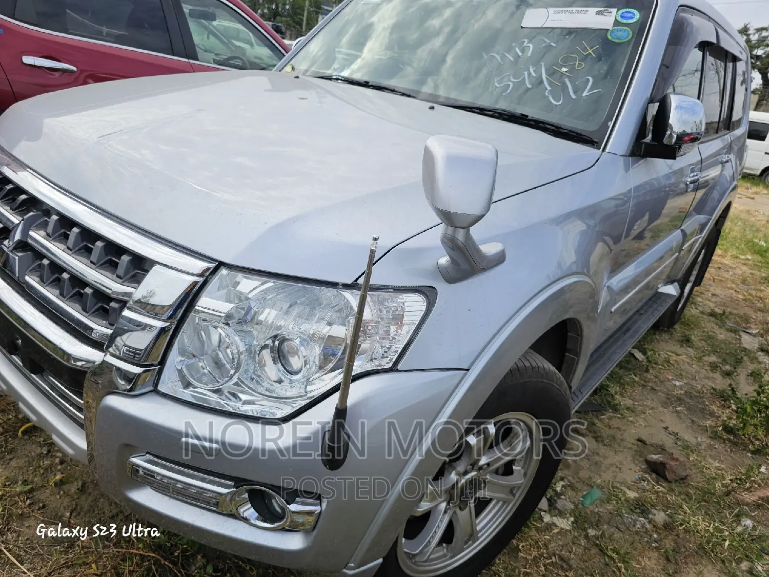 Mitsubishi Pajero Sport 2017 Silver