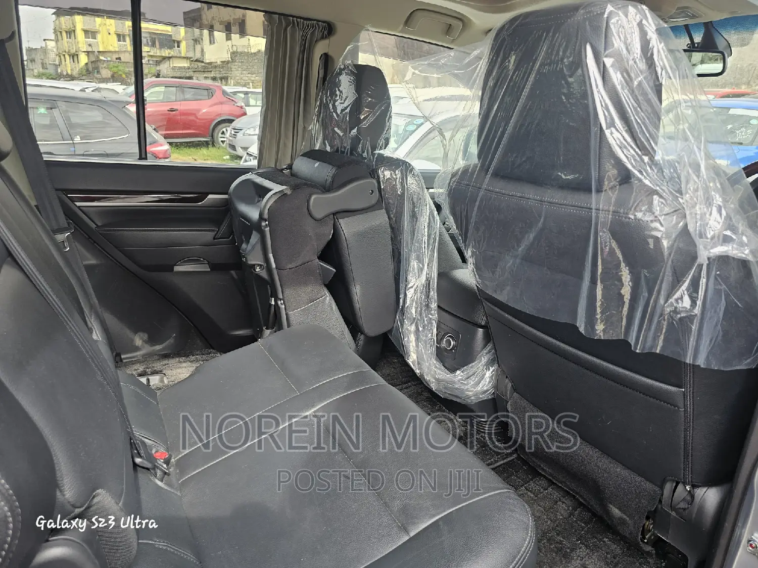 Mitsubishi Pajero Sport 2017 Silver