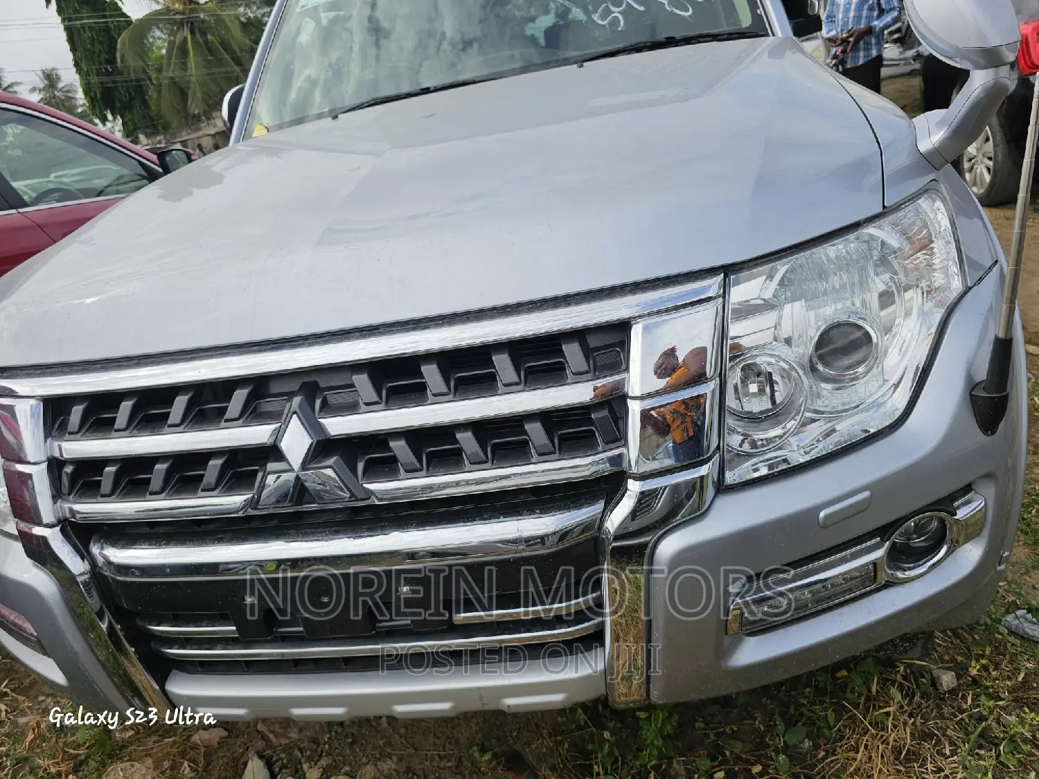 Mitsubishi Pajero Sport 2017 Silver