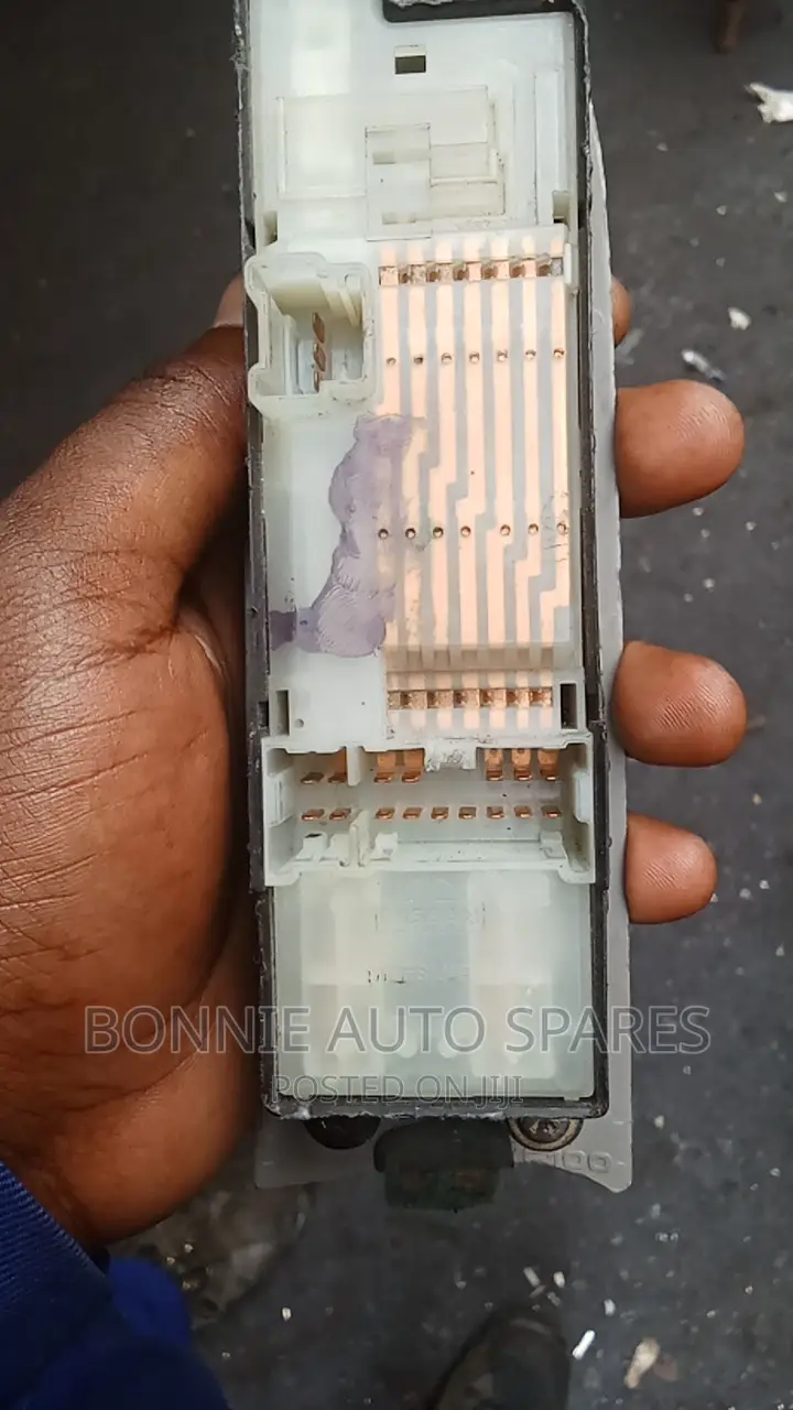 Nissan Y11 /B15 Main Switch