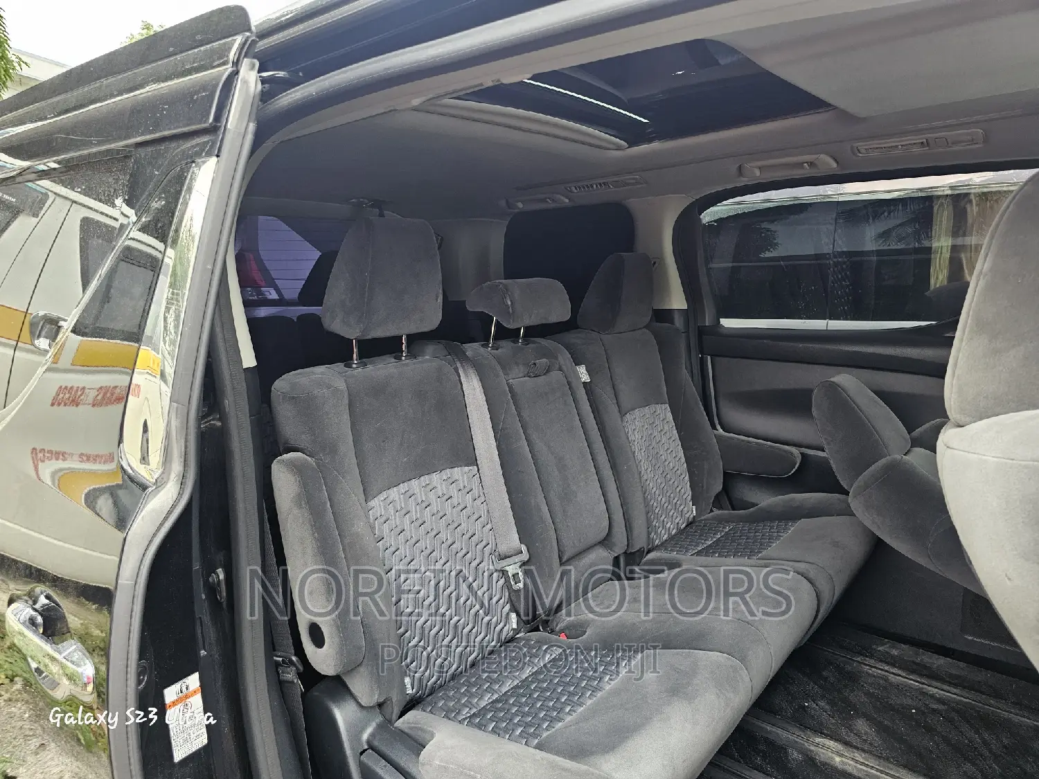 Toyota Alphard 2017 Black