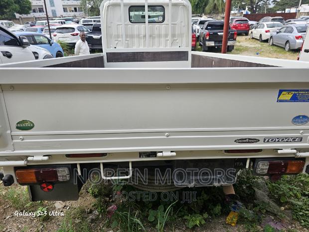 Toyota Dyna 2016 White - thumbnail 5