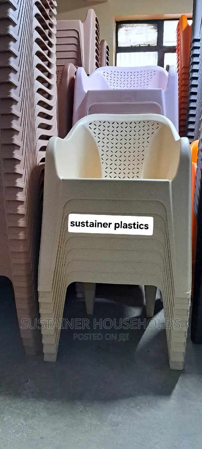 Easy Chairs Cream